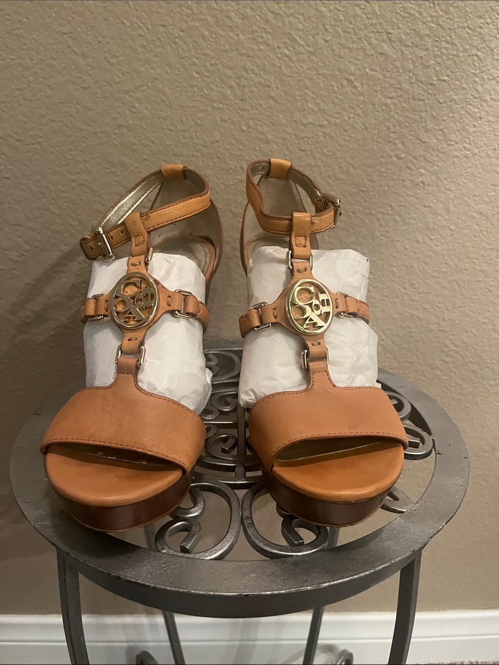 Coach Camel/Tan Wedges 7